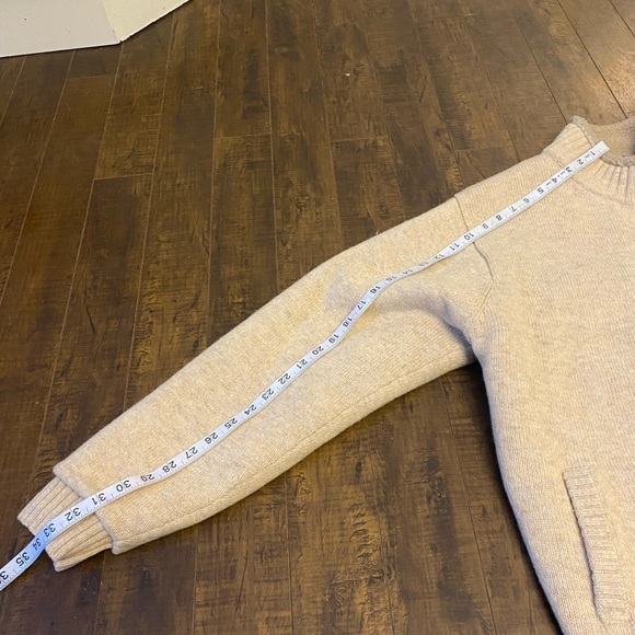 L.L. Bean full zip Wool sweater - Picture 5 of 11